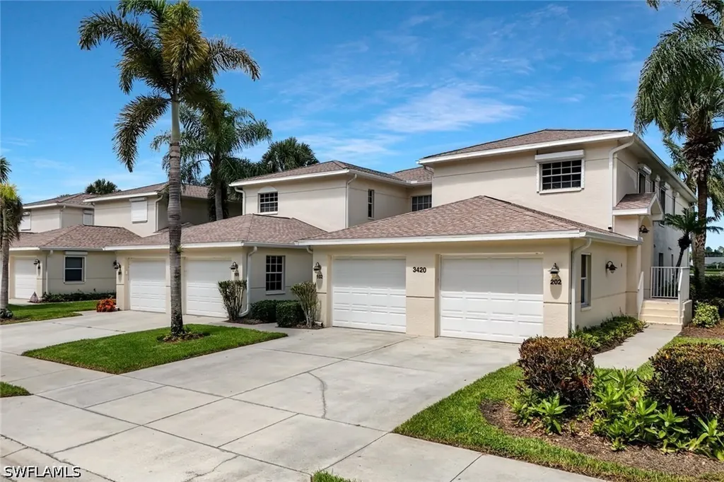 3420 W Crown Pointe Boulevard Naples FL 34112