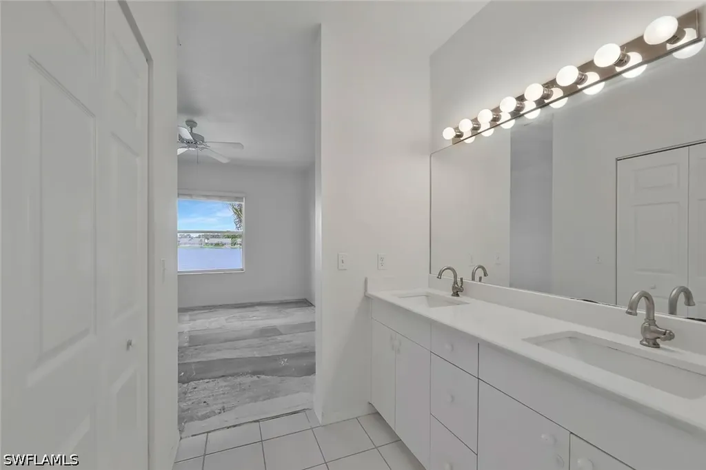 3420 W Crown Pointe Boulevard Naples FL 34112