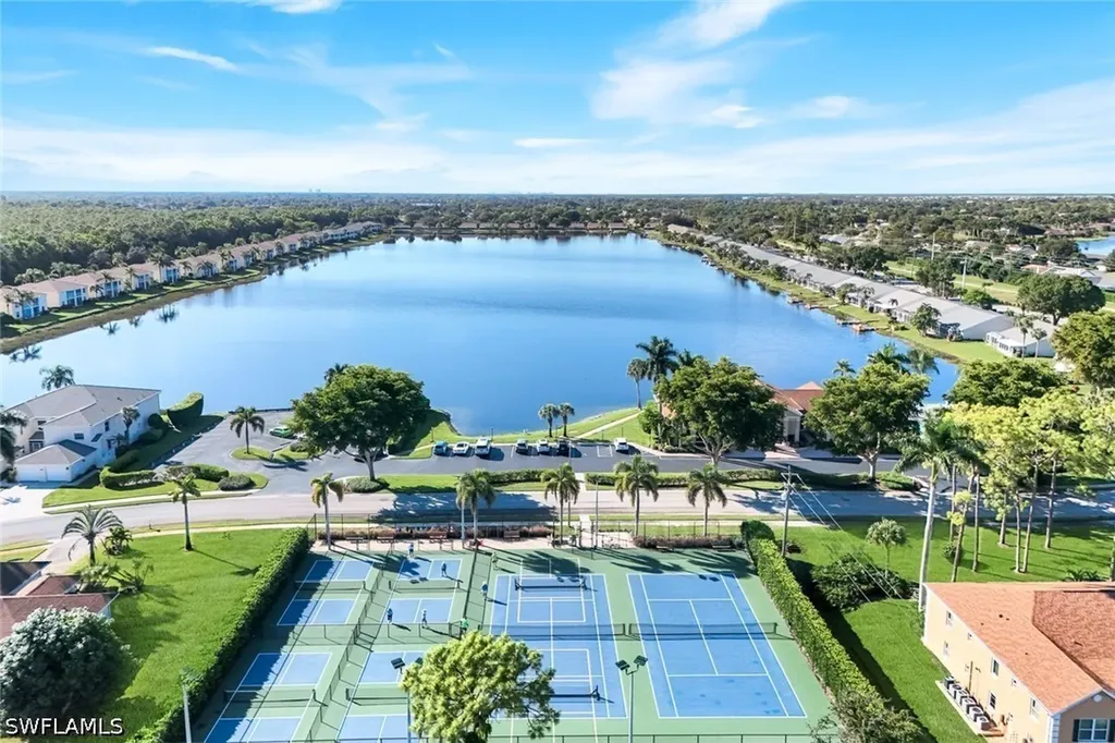 3420 W Crown Pointe Boulevard Naples FL 34112