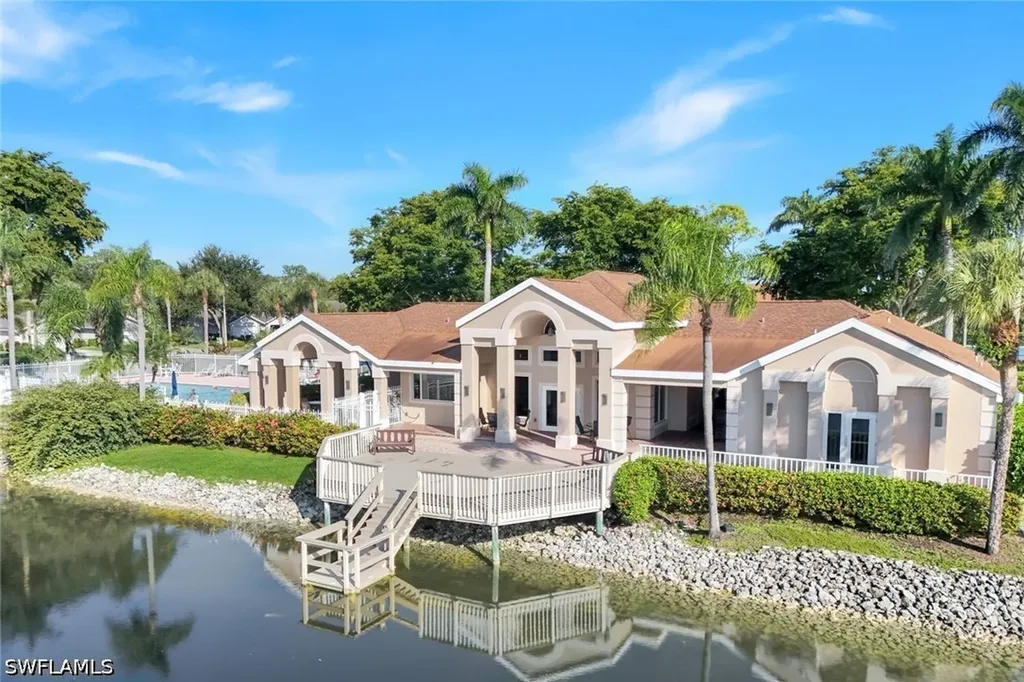 3420 W Crown Pointe Boulevard Naples FL 34112