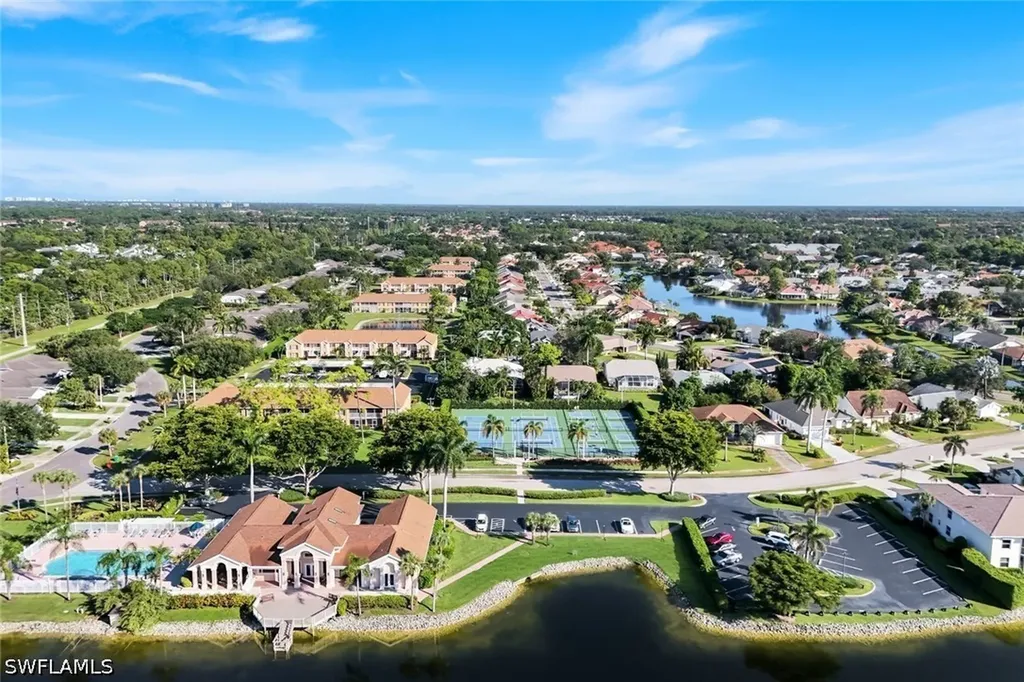 3420 W Crown Pointe Boulevard Naples FL 34112