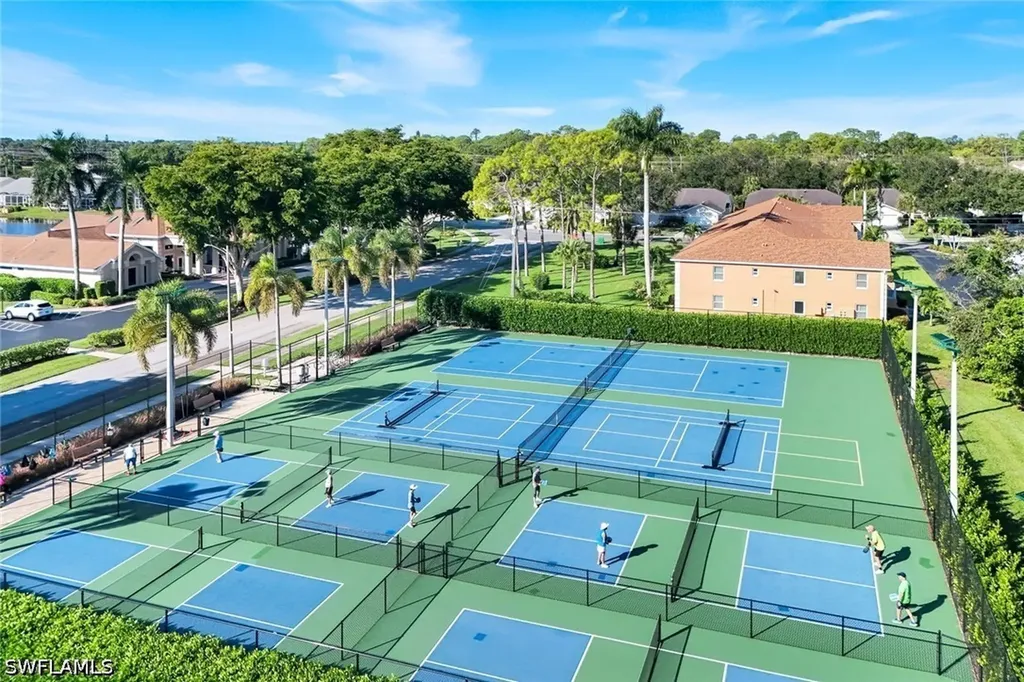 3420 W Crown Pointe Boulevard Naples FL 34112