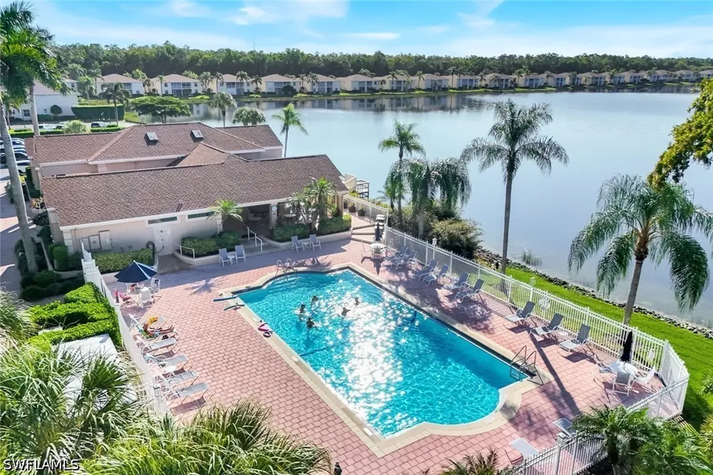 3420 W Crown Pointe Boulevard Naples FL 34112