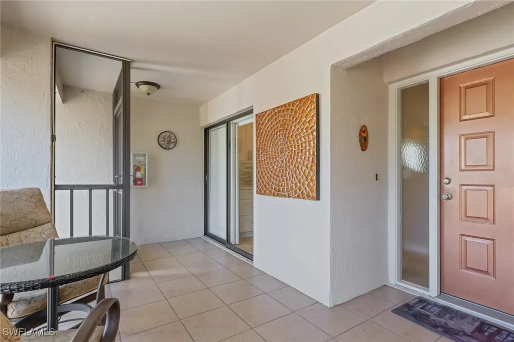 406 Foxtail Court Naples FL 34104