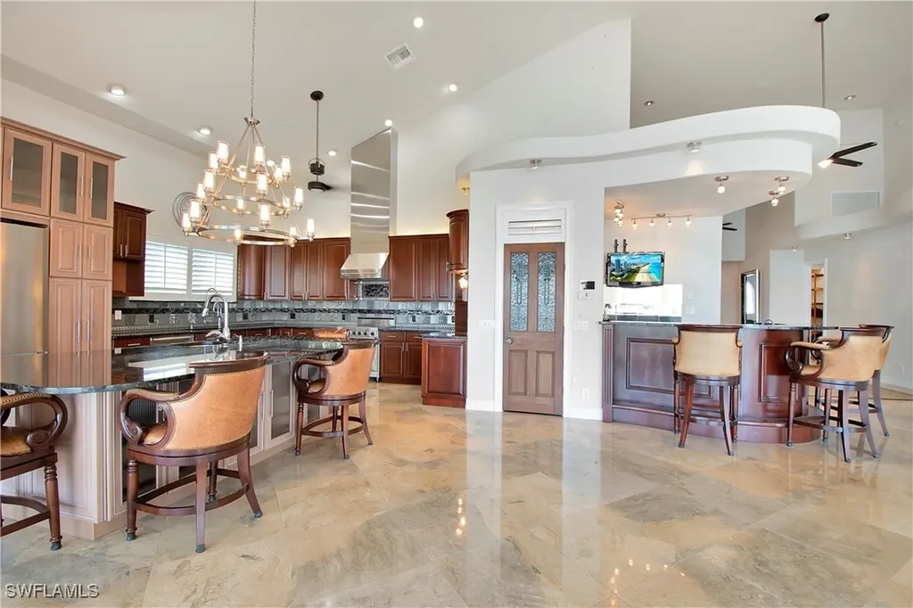 28 Pelican Street W Naples FL 34113