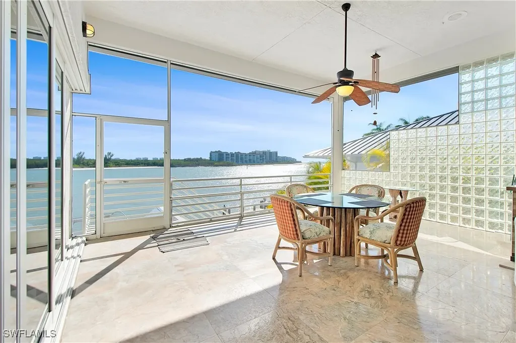 28 Pelican Street W Naples FL 34113