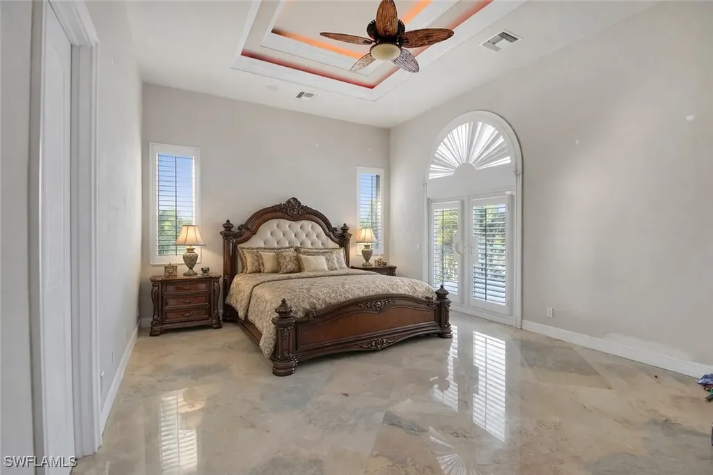 28 Pelican Street W Naples FL 34113