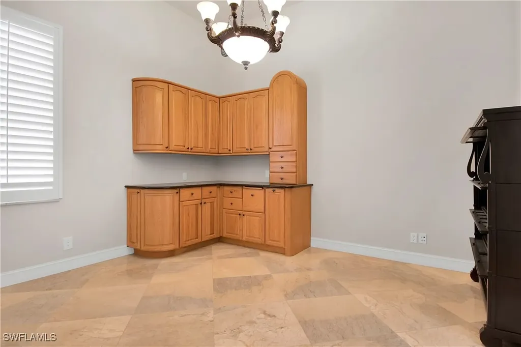 28 Pelican Street W Naples FL 34113