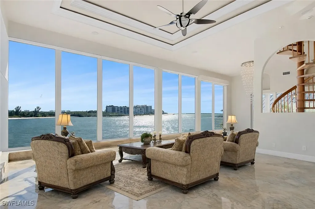 28 Pelican Street W Naples FL 34113