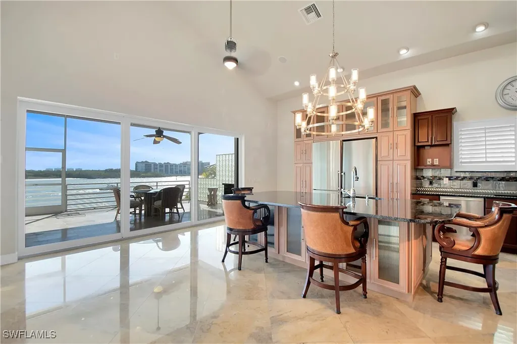 28 Pelican Street W Naples FL 34113
