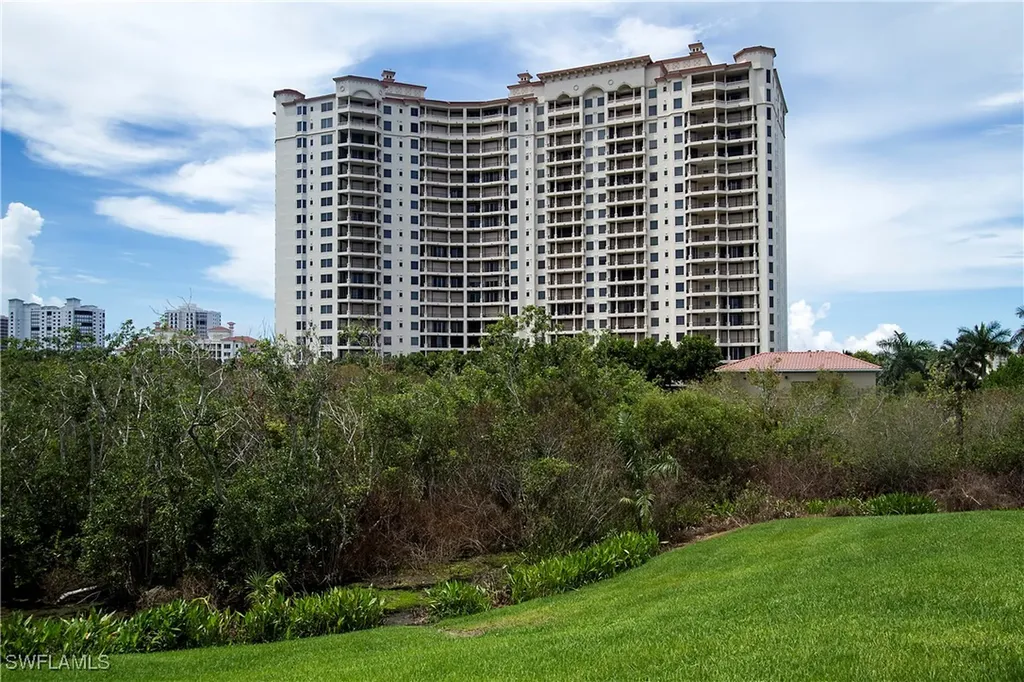 8787 Bay Colony Drive Naples FL 34108