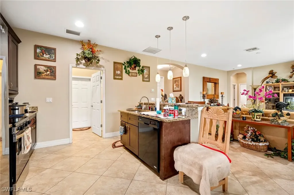 1629 SW 2nd Terrace Cape Coral FL 33991