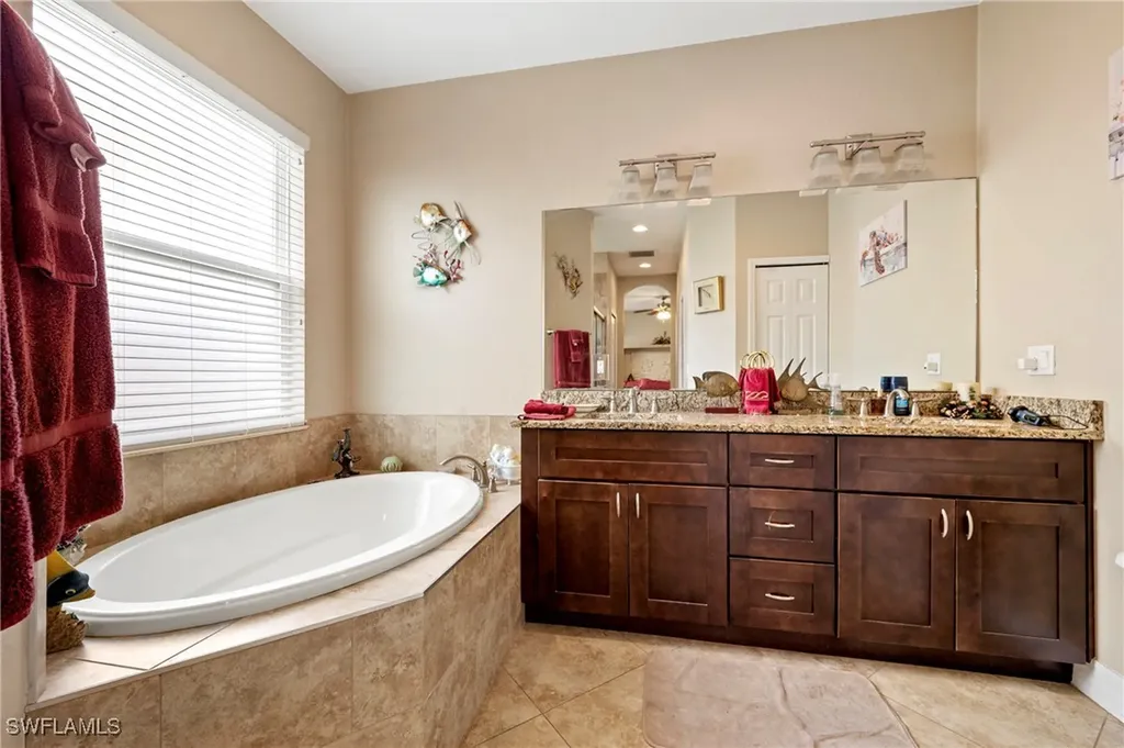 1629 SW 2nd Terrace Cape Coral FL 33991