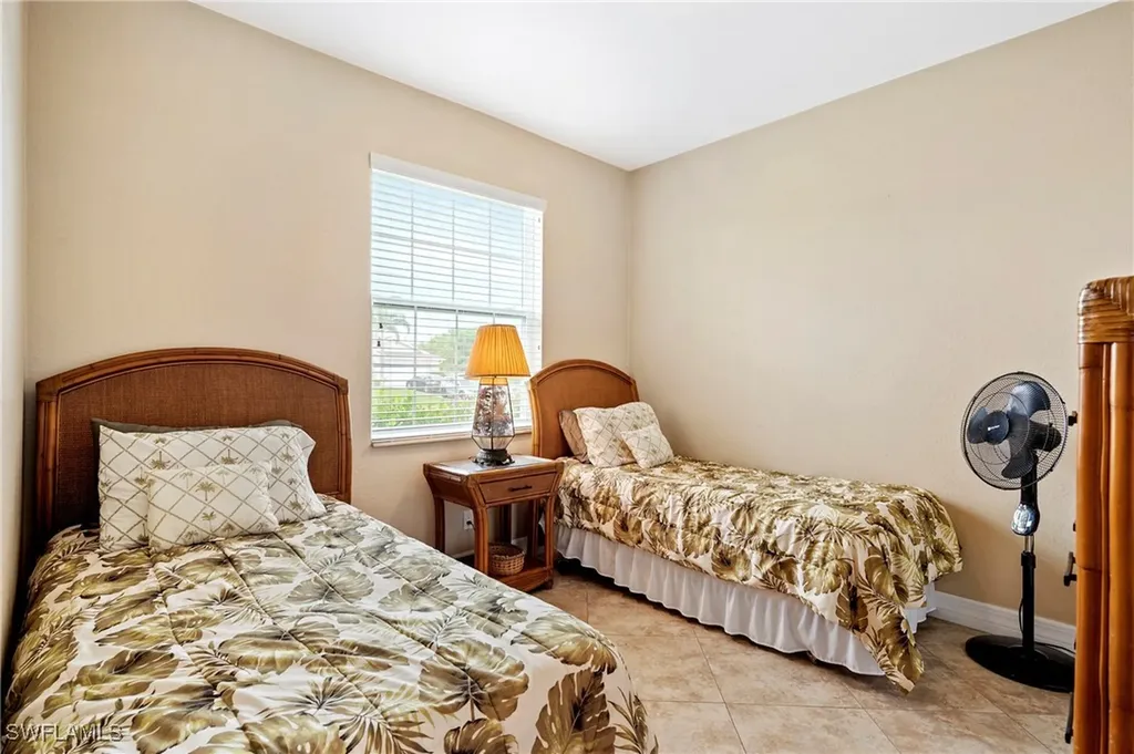 1629 SW 2nd Terrace Cape Coral FL 33991