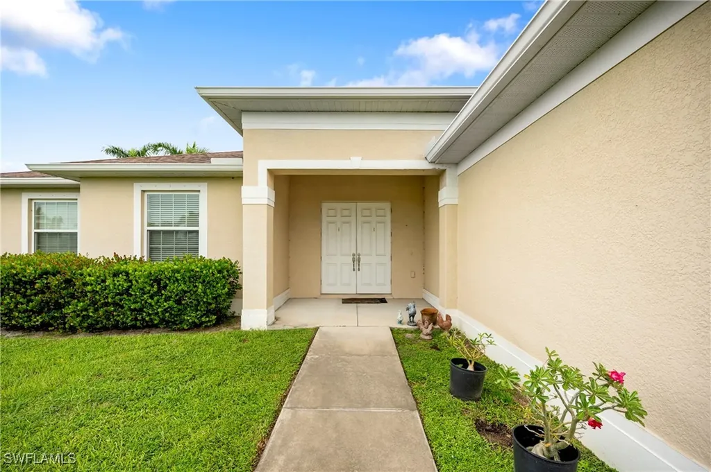 1629 SW 2nd Terrace Cape Coral FL 33991