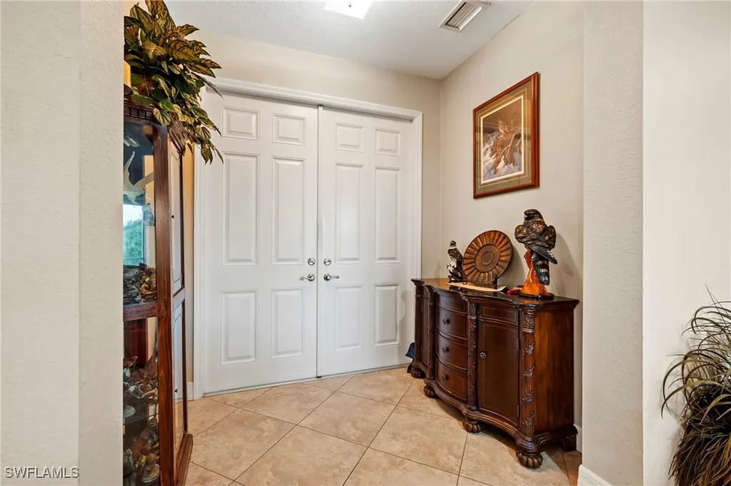 1629 SW 2nd Terrace Cape Coral FL 33991