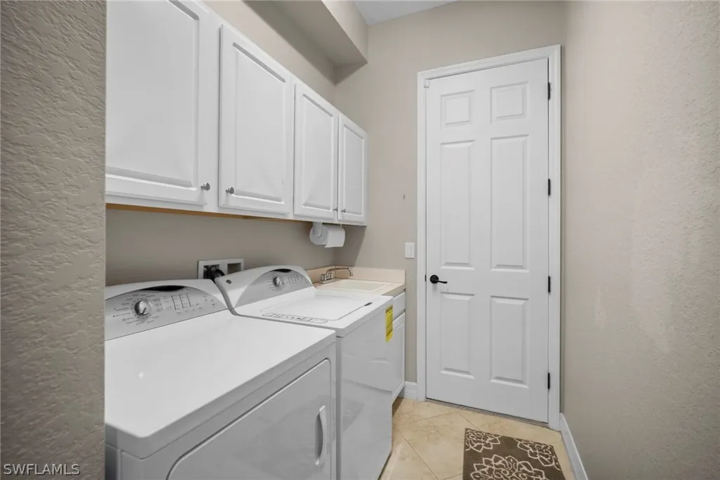 28520 Longford Court Bonita Springs FL 34135