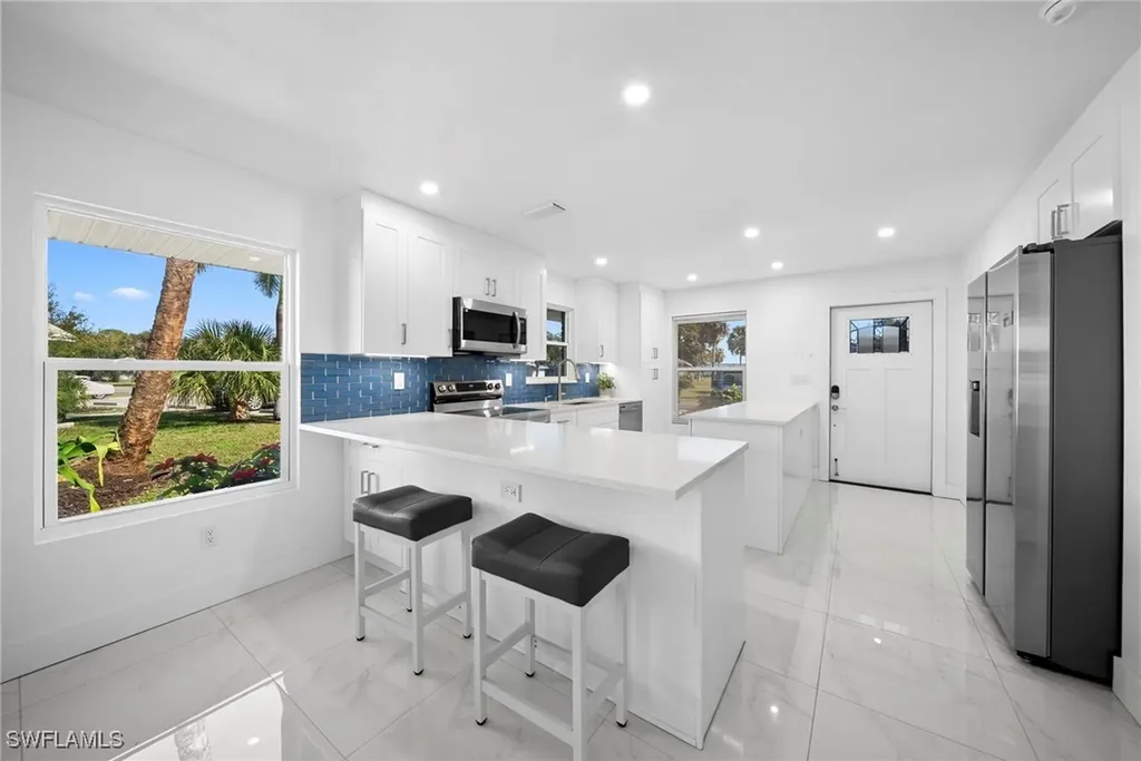 2858 Arbutus Street Naples FL 34112