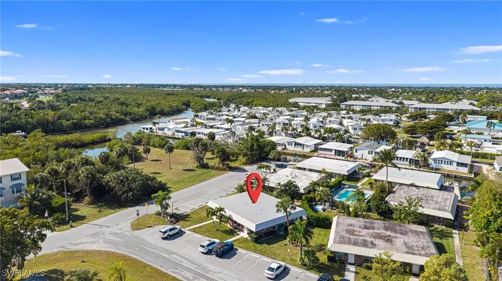 2858 Arbutus Street Naples FL 34112
