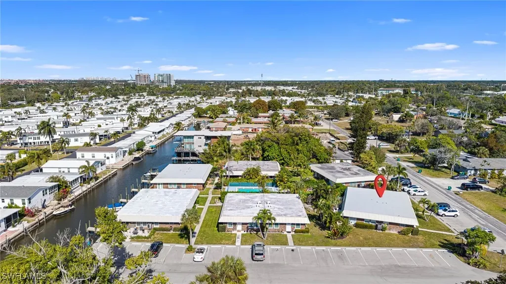 2858 Arbutus Street Naples FL 34112