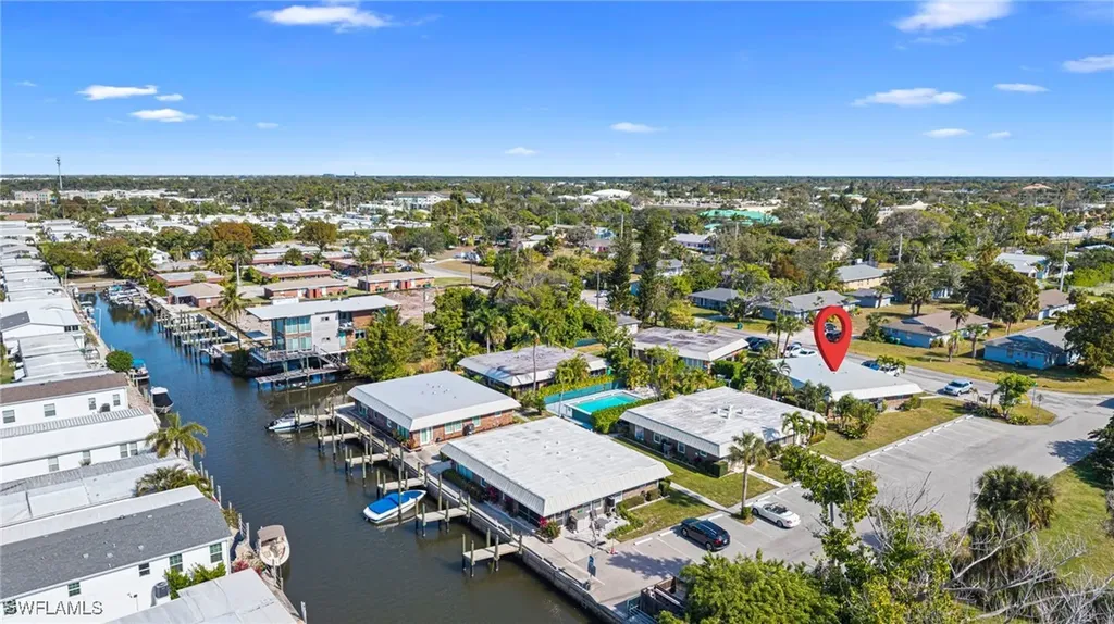 2858 Arbutus Street Naples FL 34112