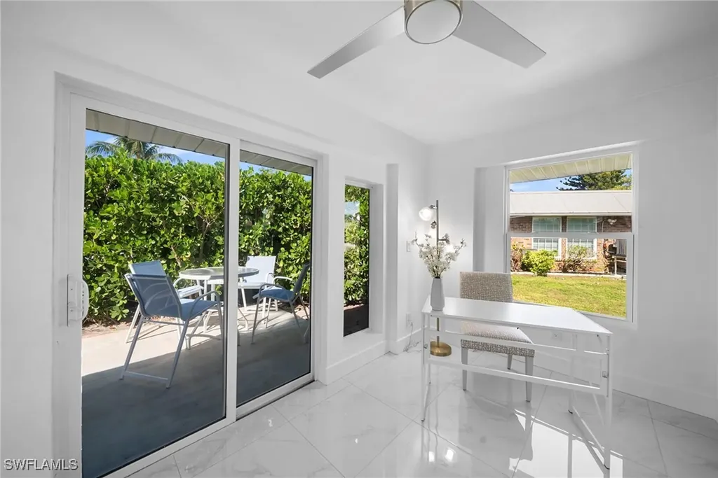 2858 Arbutus Street Naples FL 34112