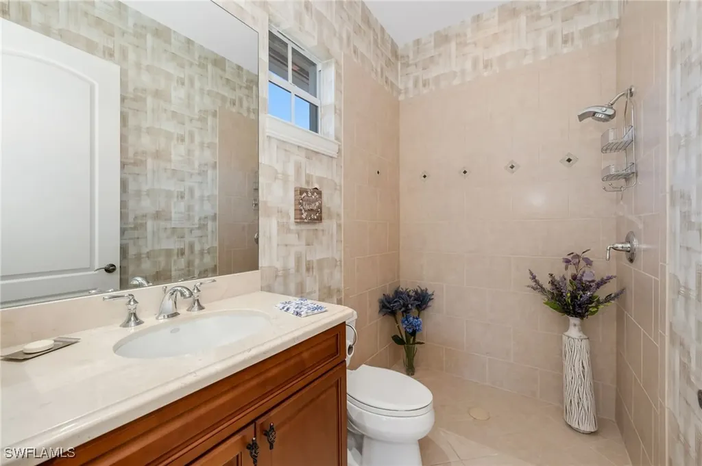 4967 Rustic Oaks Circle Naples FL 34105