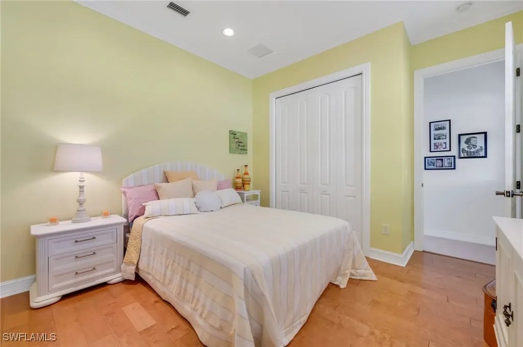 4967 Rustic Oaks Circle Naples FL 34105