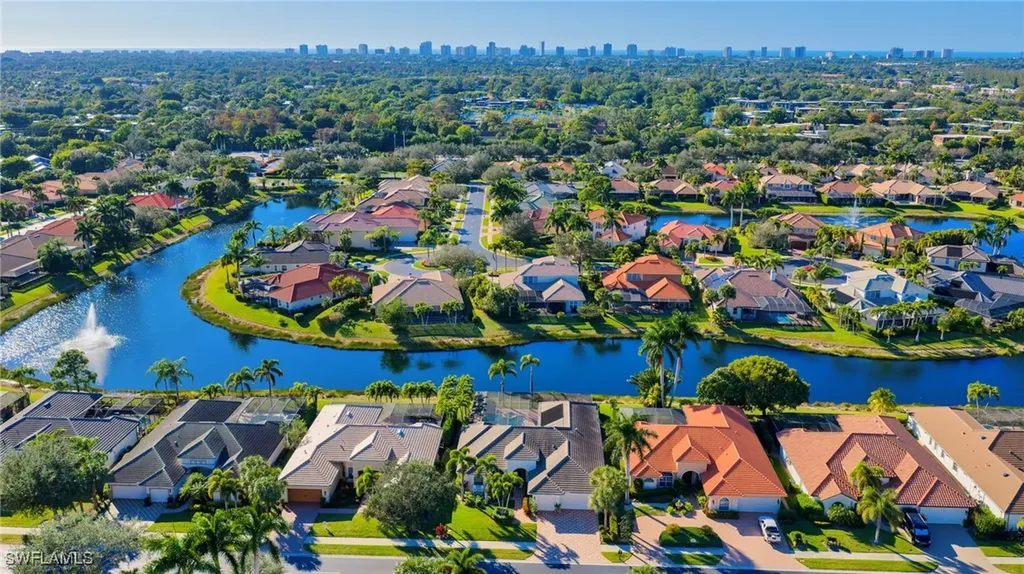 4967 Rustic Oaks Circle Naples FL 34105