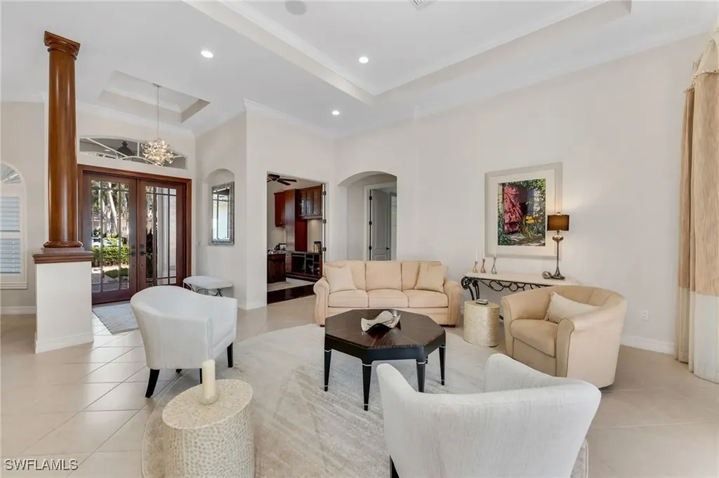 4967 Rustic Oaks Circle Naples FL 34105
