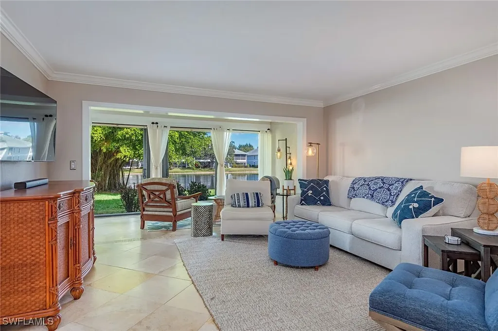 800 Misty Pines Circle Naples FL 34105