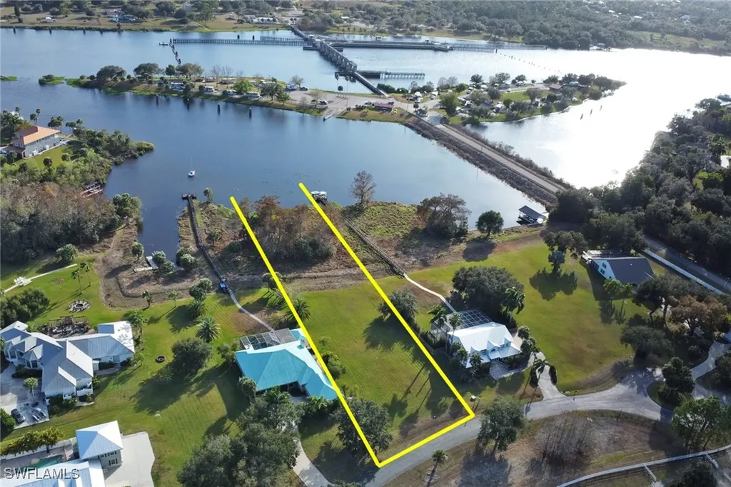 16280 Forest Mist Court Alva FL 33920