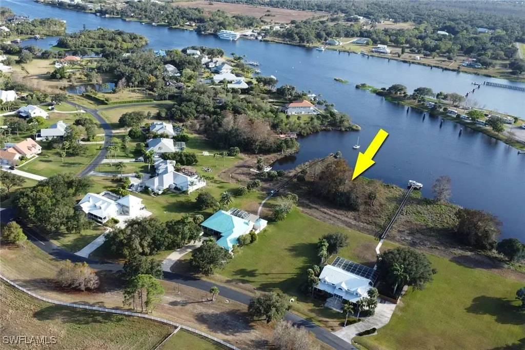 16280 Forest Mist Court Alva FL 33920