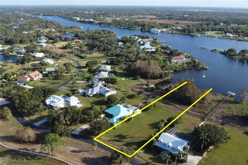 16280 Forest Mist Court Alva FL 33920