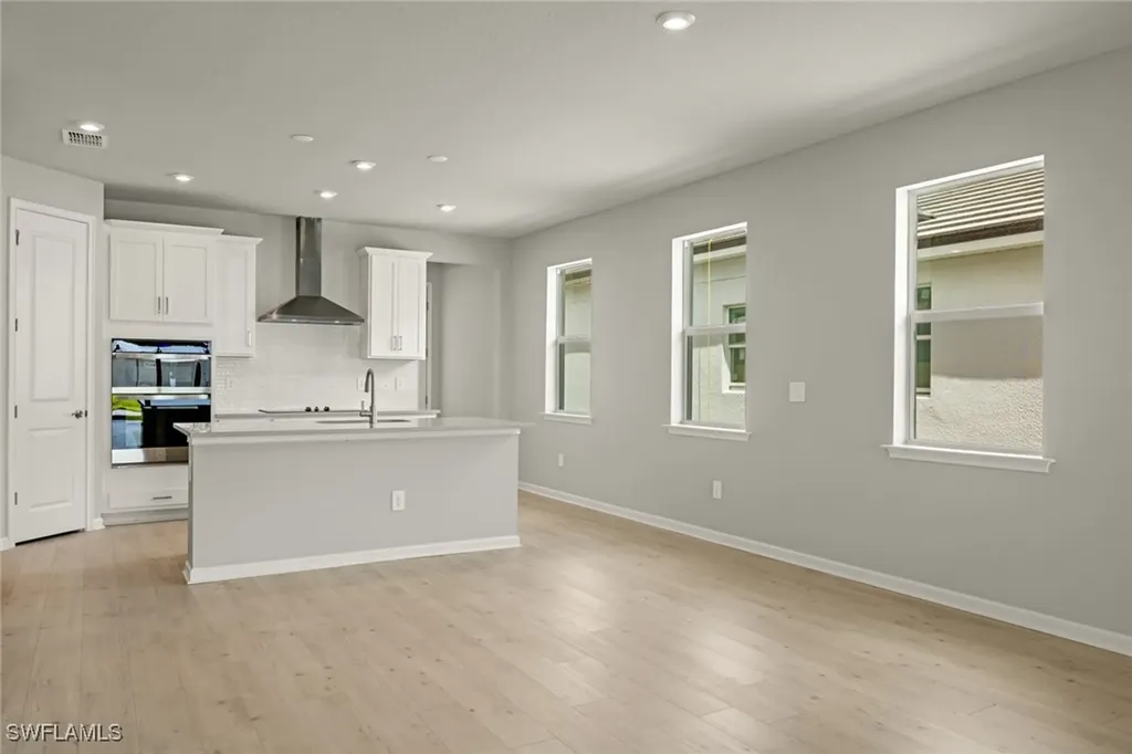 1553 Panoramic Vista Avenue Naples FL 34114