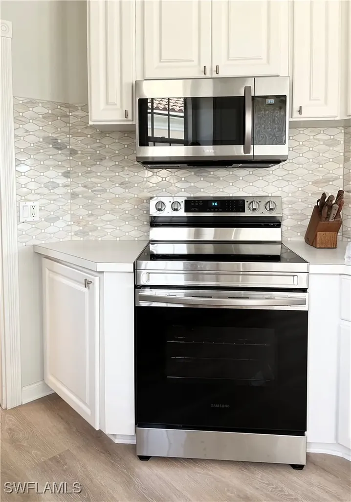 5477 Freeport Lane Naples FL 34119