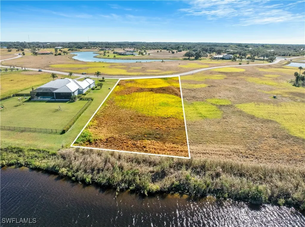 2110 Silk Bay Boulevard Alva FL 33920