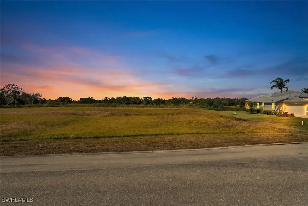 2110 Silk Bay Boulevard Alva FL 33920