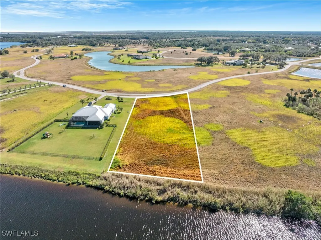 2110 Silk Bay Boulevard Alva FL 33920