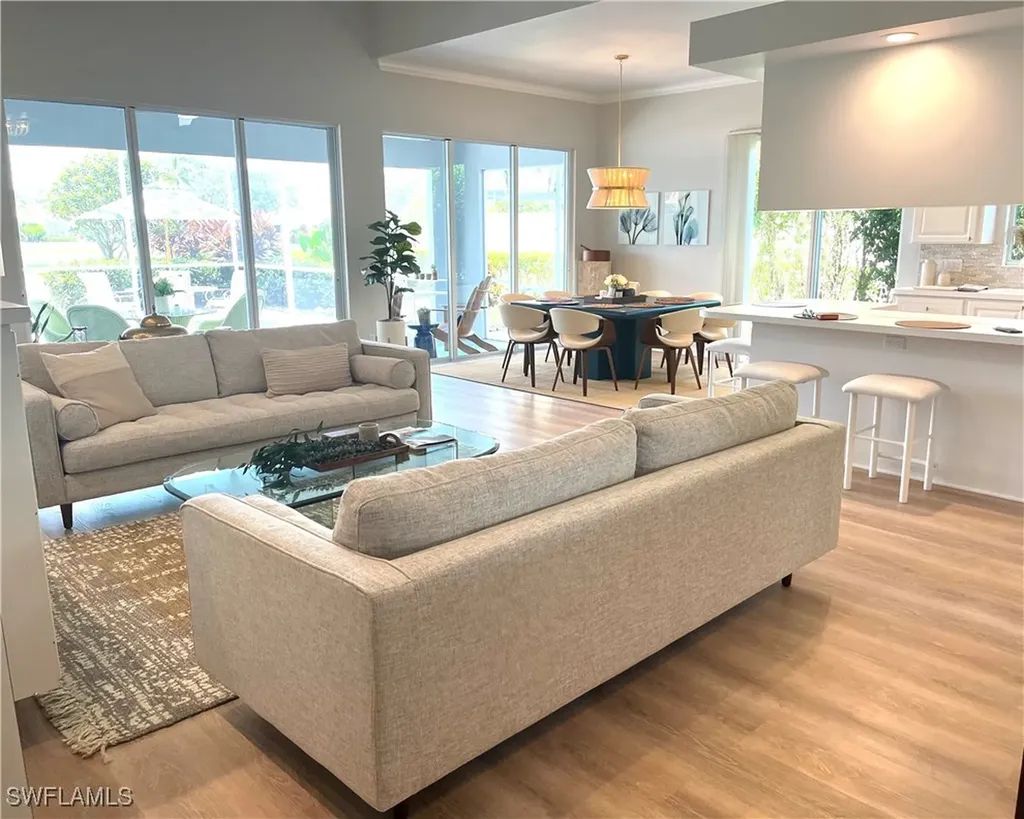 5477 Freeport Lane Naples FL 34119