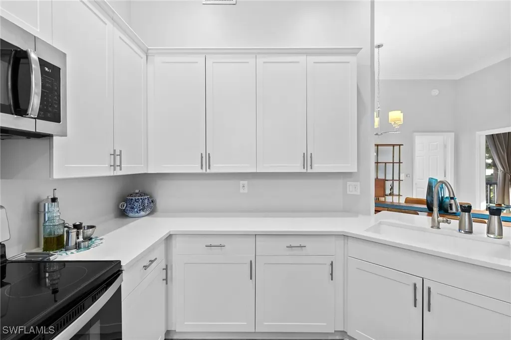 2571 Citrus Lake Drive Naples FL 34109