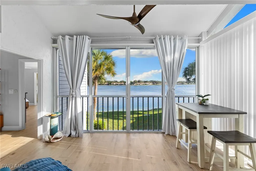 2571 Citrus Lake Drive Naples FL 34109