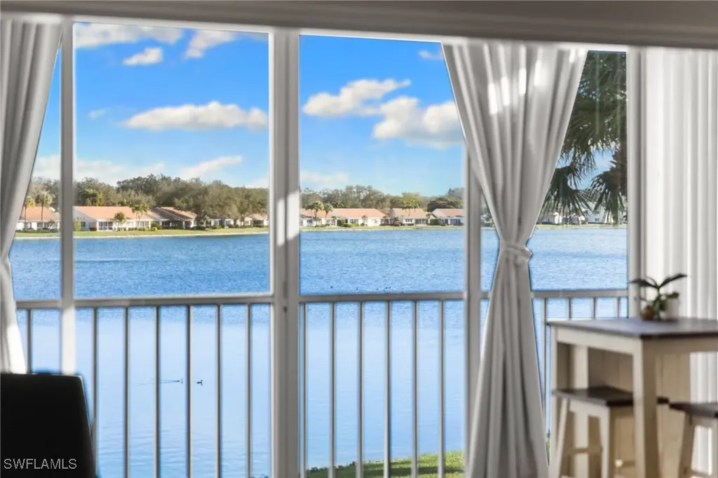 2571 Citrus Lake Drive Naples FL 34109