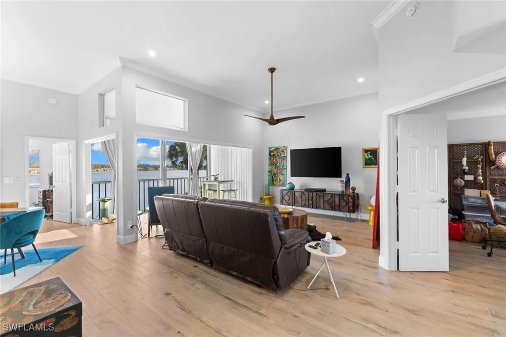 2571 Citrus Lake Drive Naples FL 34109