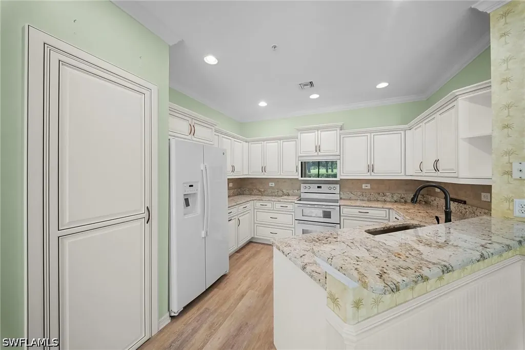 8545 Danbury Boulevard Naples FL 34120