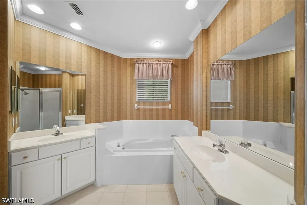 8545 Danbury Boulevard Naples FL 34120