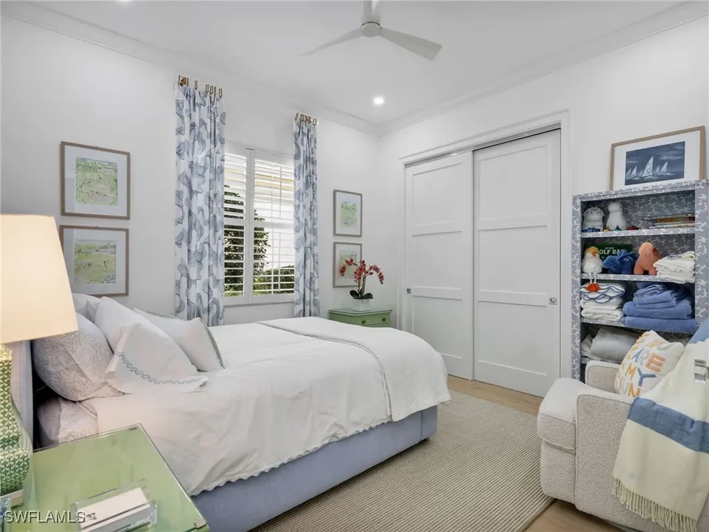 4304 Kensington High Street Naples FL 34105
