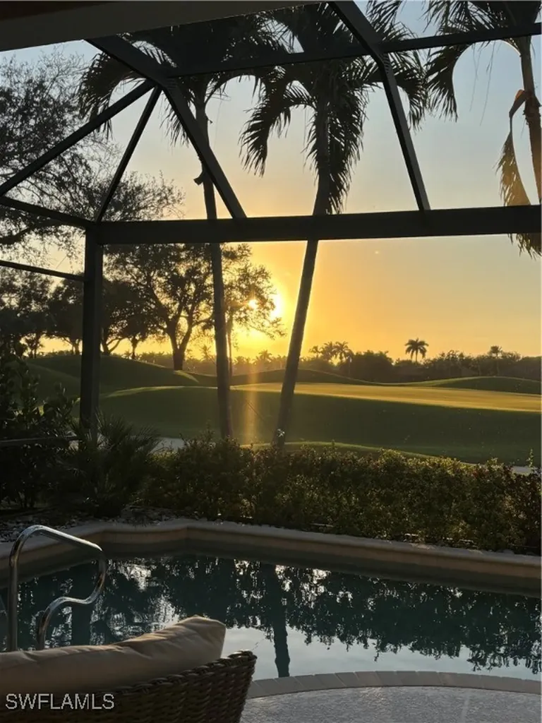 4304 Kensington High Street Naples FL 34105