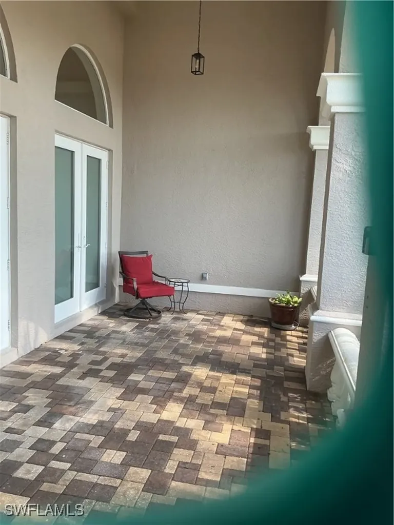 2605 Beach Parkway W Cape Coral FL 33914