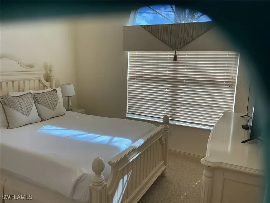 2605 Beach Parkway W Cape Coral FL 33914